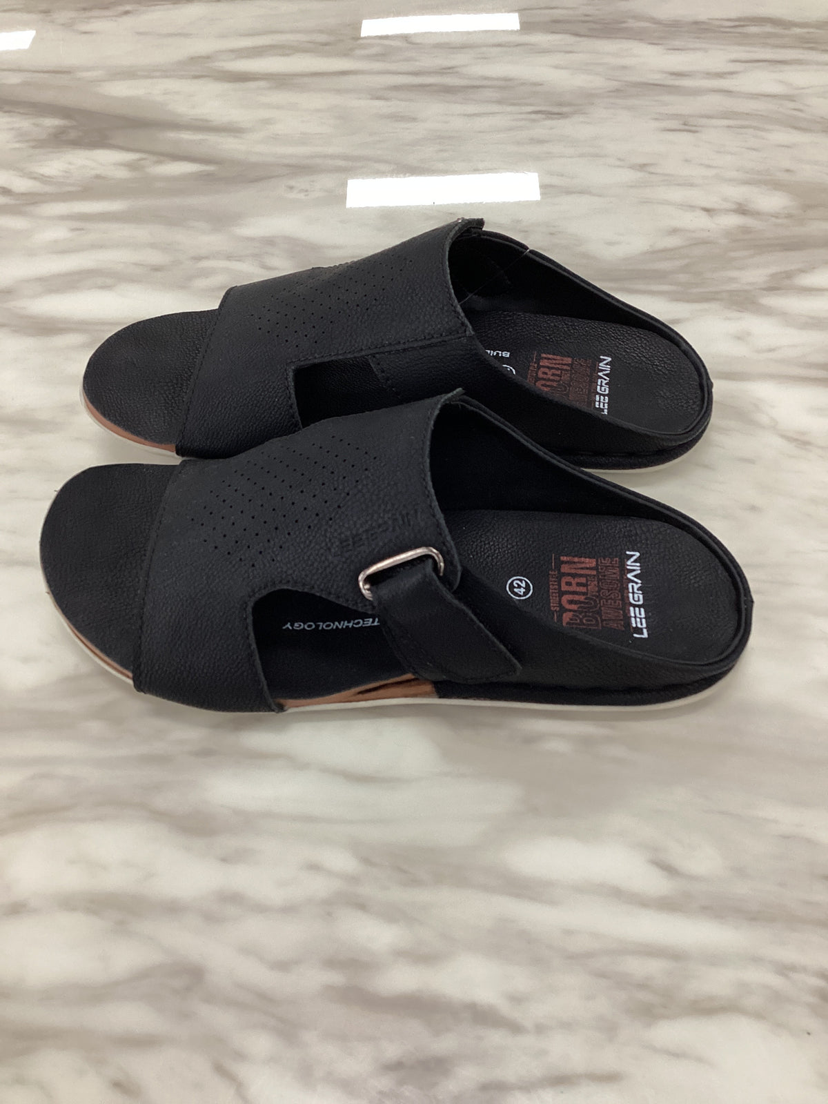 Lee Grain Men’s Casual Leather Sandals