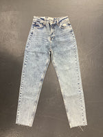 Women’s High-Waist Straight