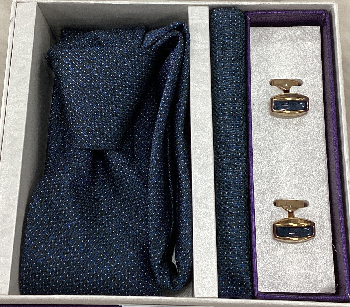 Pierre Cavelli Men’s Paisley Tie, Pocket Square & Cufflinks Gift Set