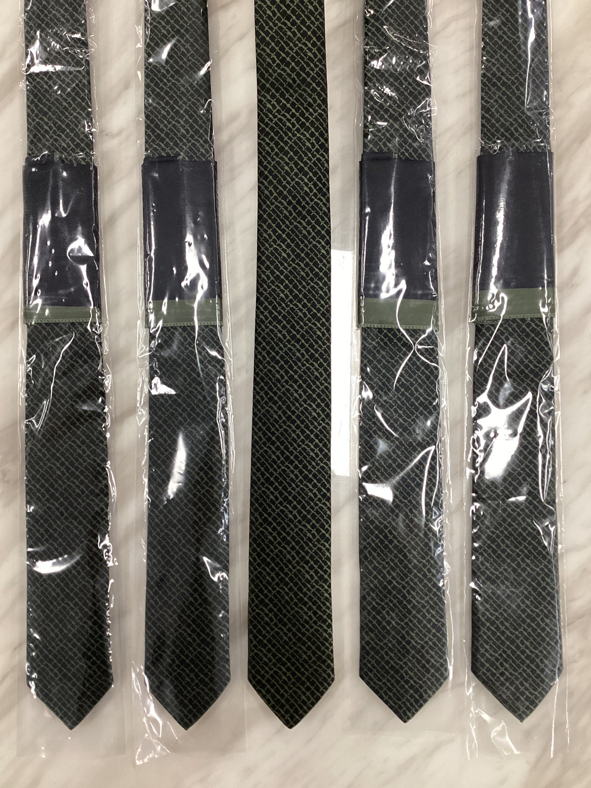 Formal Men’s Necktie with Pocket Square