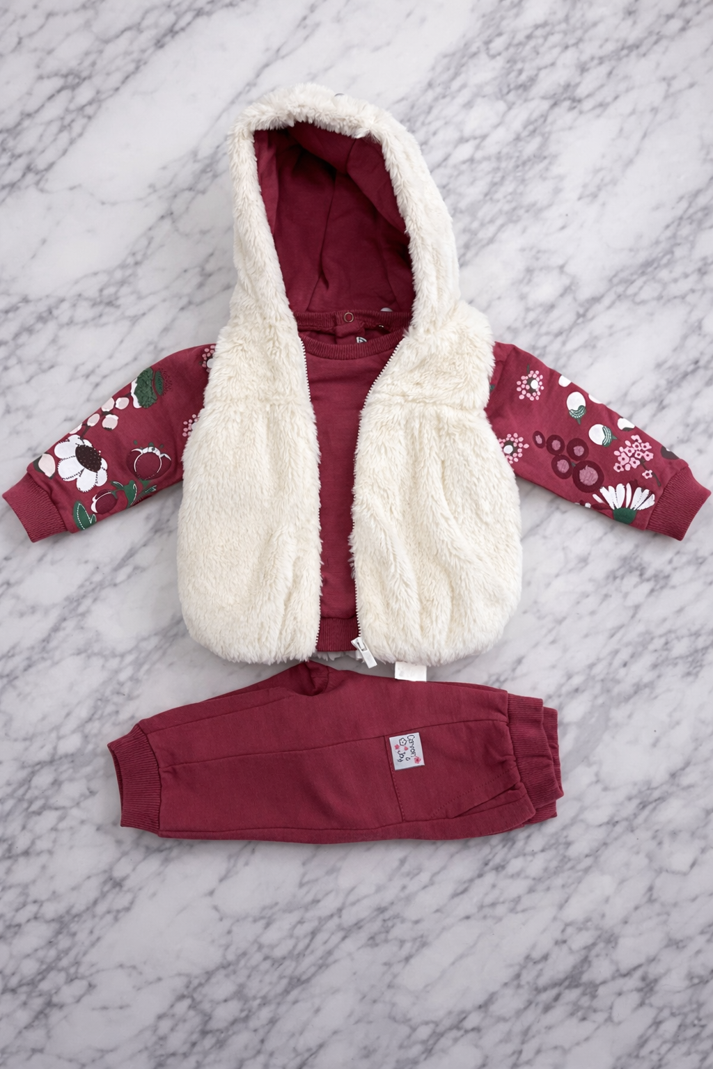 Indigo Girls’ 3-Piece Winter Set – Hoodie, Faux Fur Vest & Joggers