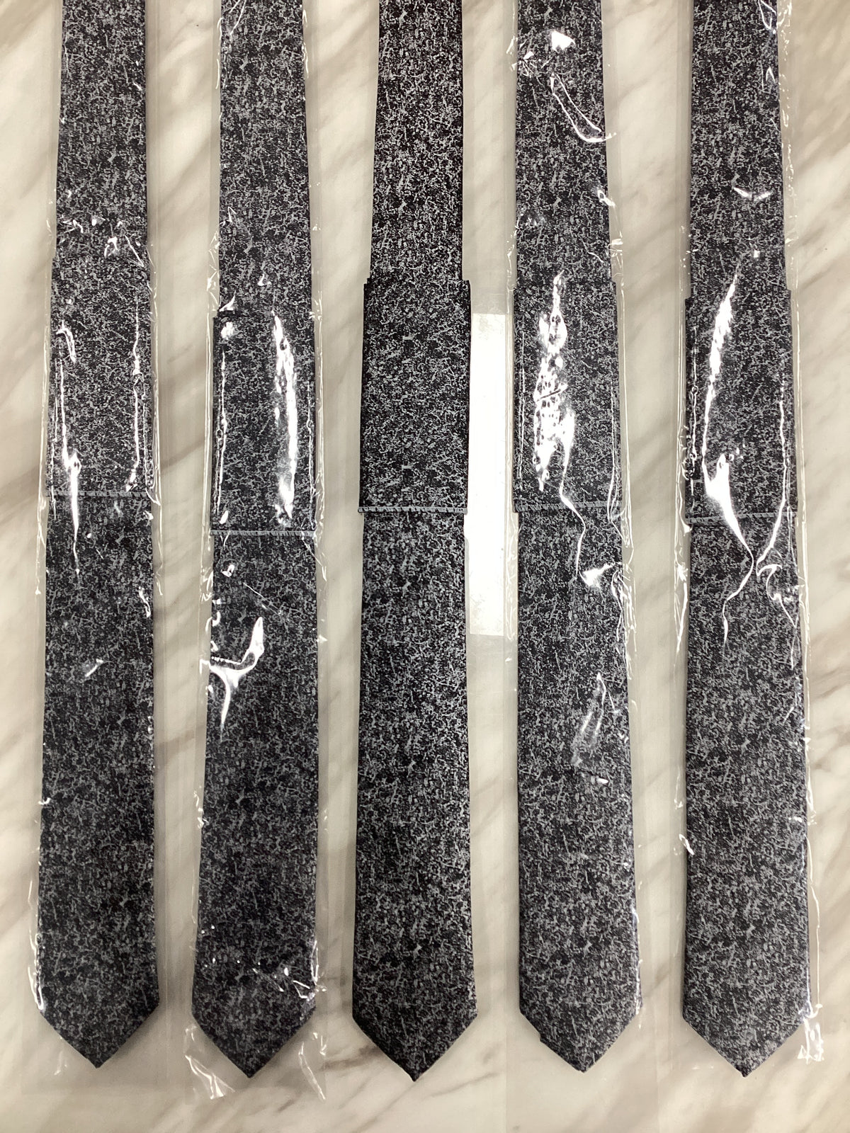 Formal Men’s Necktie with Pocket Square