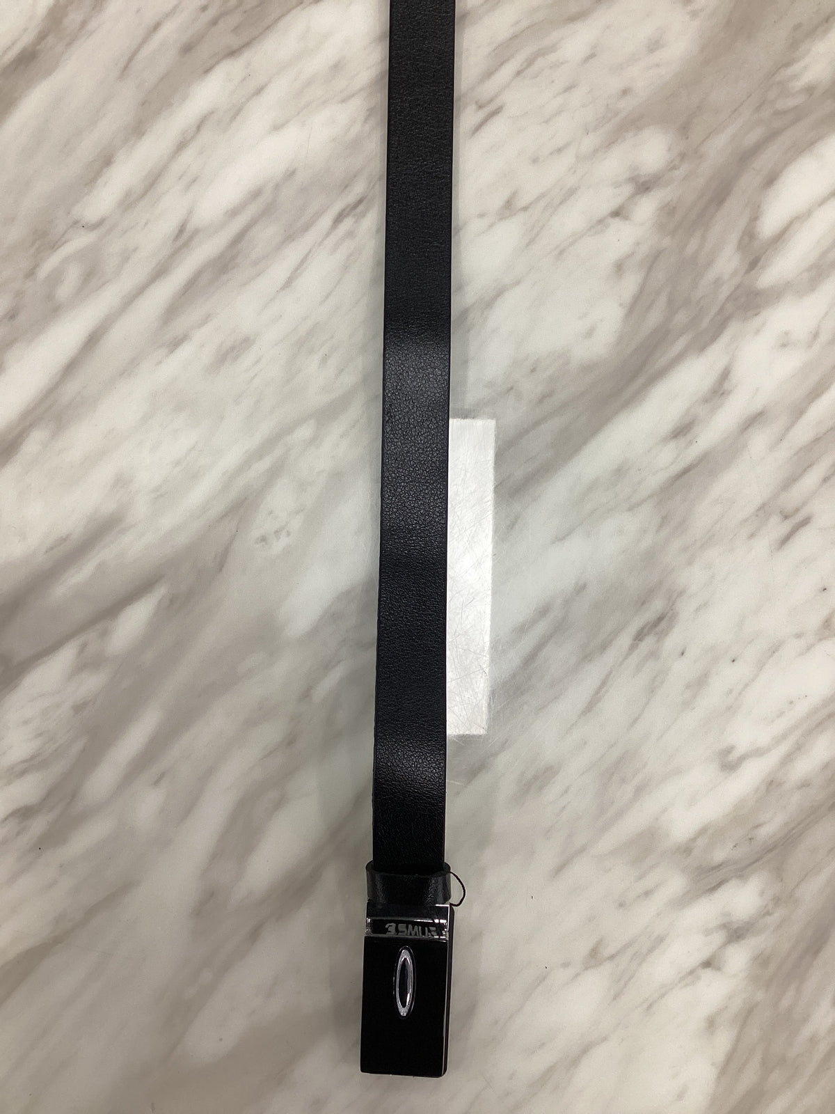 Men’s Classic Leather Belt – Hole Buckle
