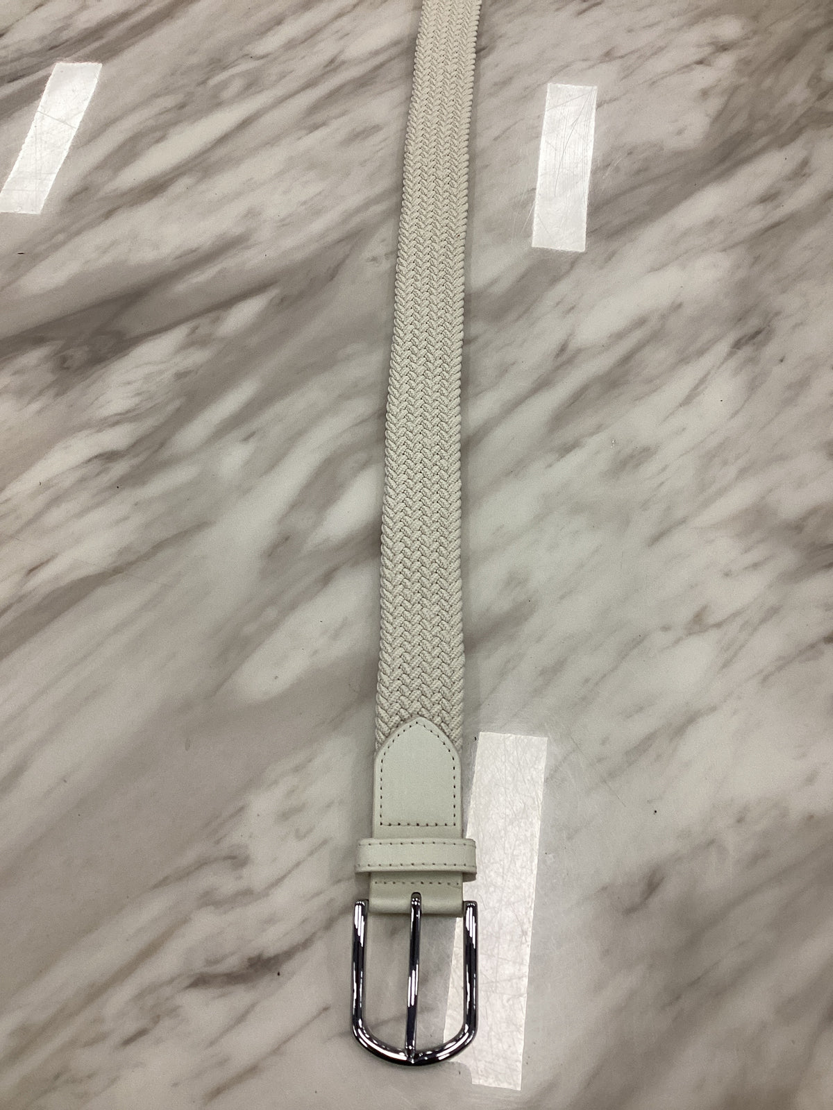 Men’s Classic Leather Belt – Hole Buckle