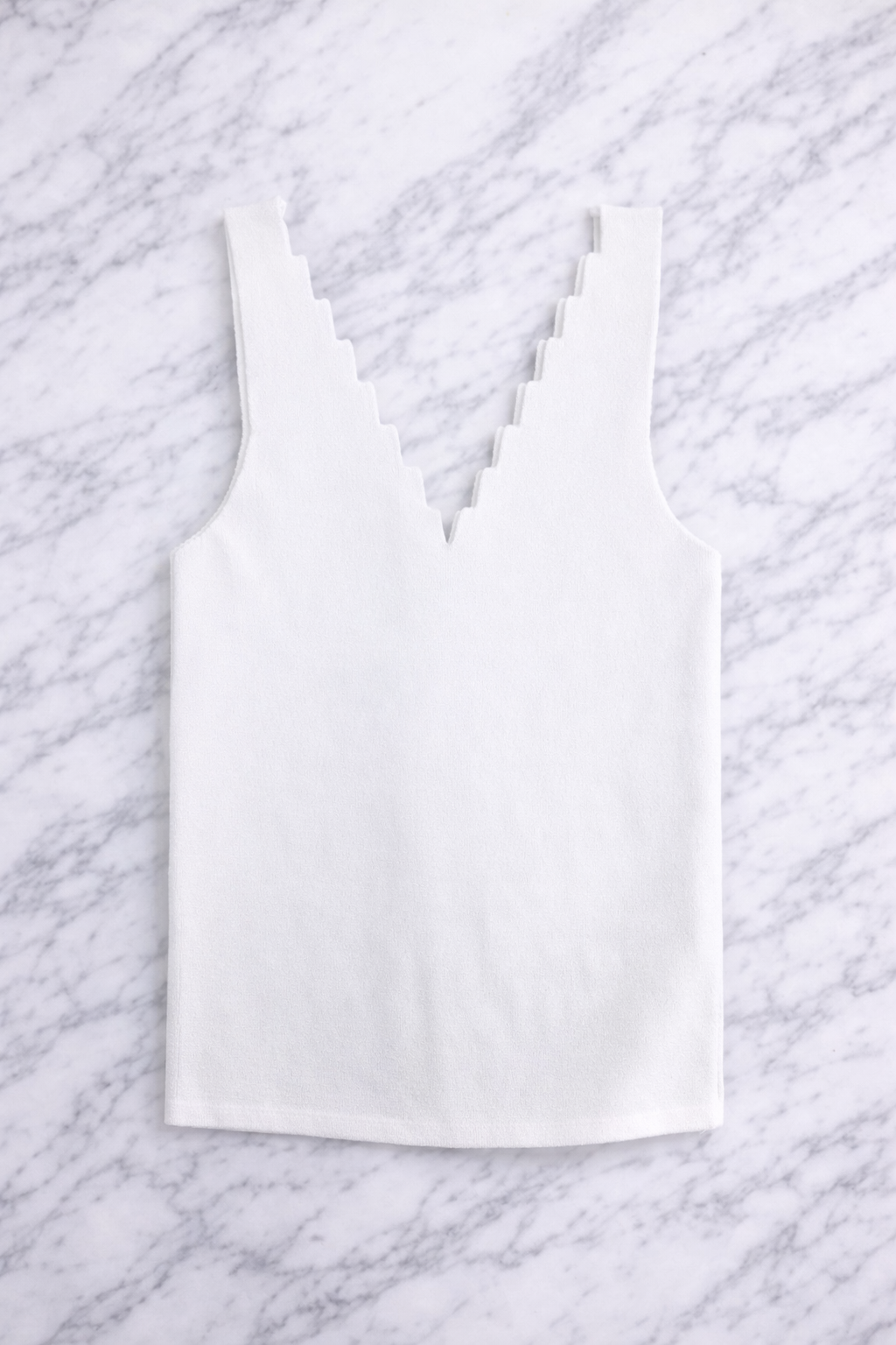 Women’s Ribbed Knit V-Neck Crop Top