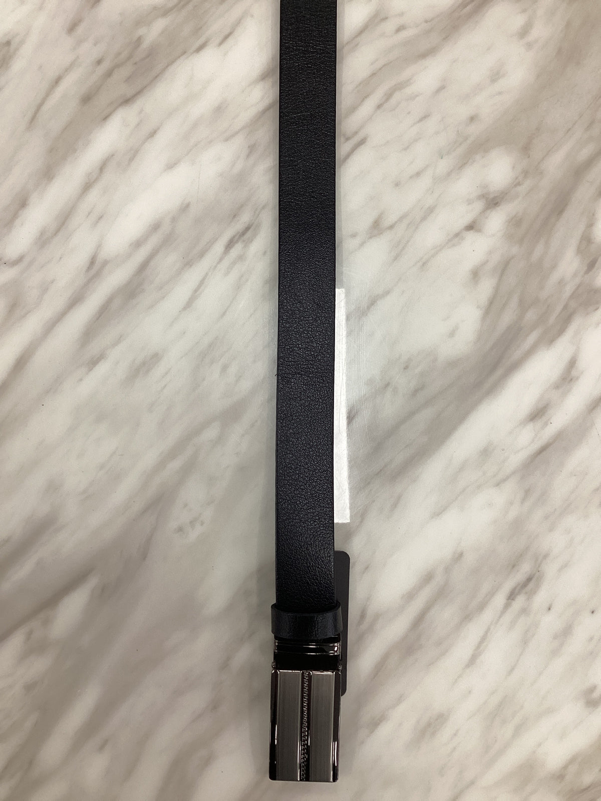 Men’s Classic Leather Belt – Hole Buckle