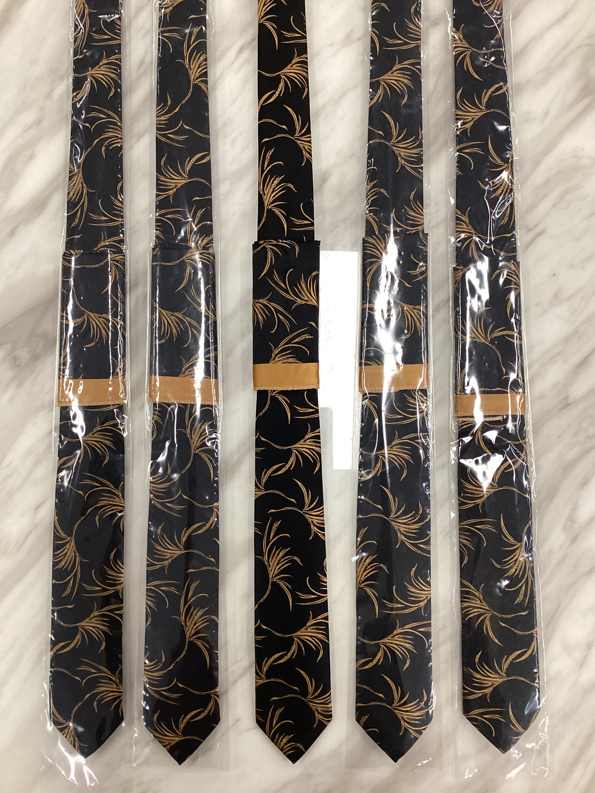 Formal Men’s Necktie with Pocket Square