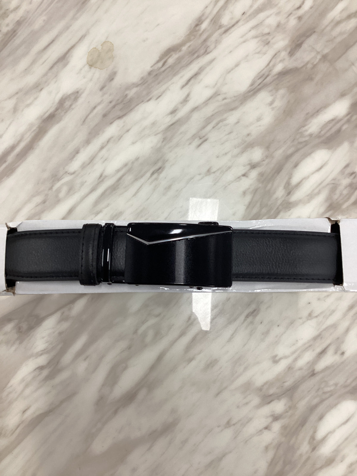 Men’s Ratchet Leather Belt – Automatic Buckle