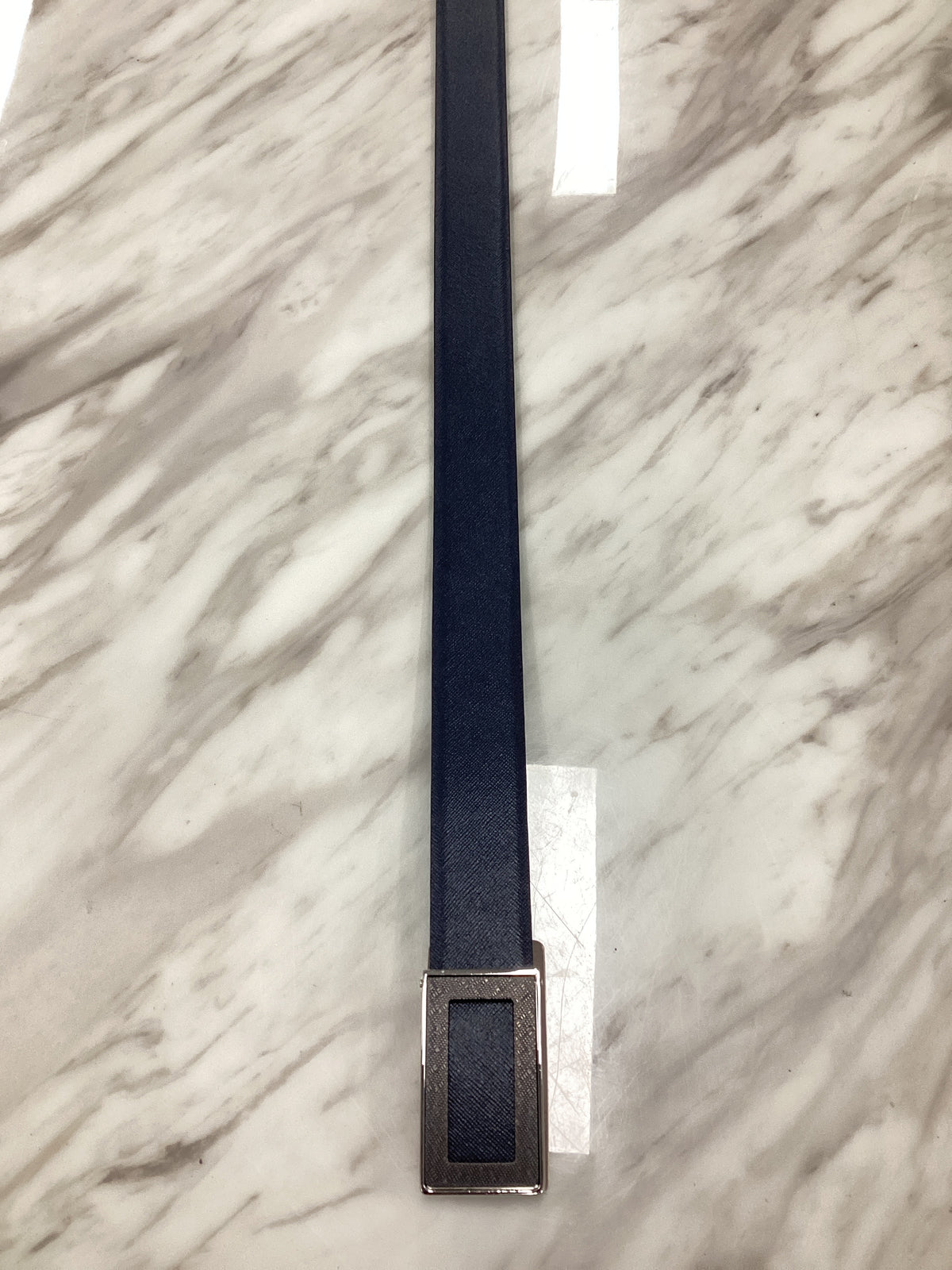 Piccoder Men’s Classic Leather Belt – Hole Buckle