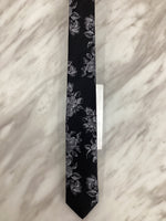 Formal Men’s Necktie with Pocket Square