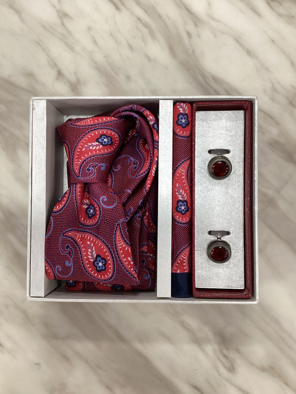 Pierre Cavelli Men’s Paisley Tie, Pocket Square & Cufflinks Gift Set