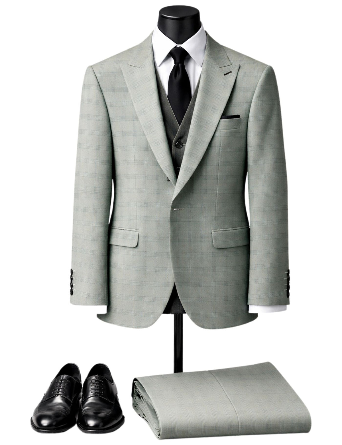 Edgers Men’s Three-Piece Suit.(FFF)