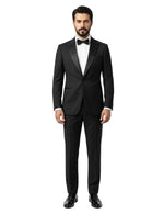 Edgers Men’s Three-Piece Suit.(FFF)