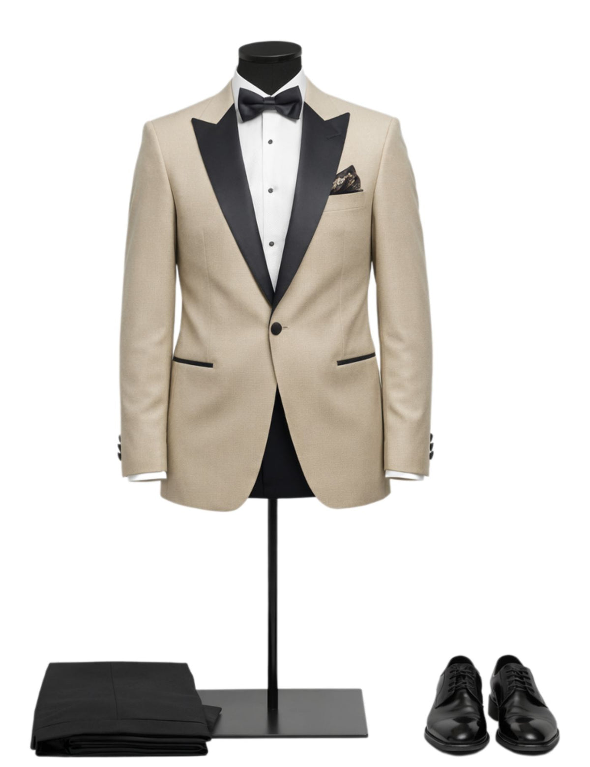 Edgers Men’s Three-Piece Suit.(FFF)