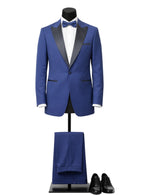 Edgers Men’s Three-Piece Suit.(FFF)