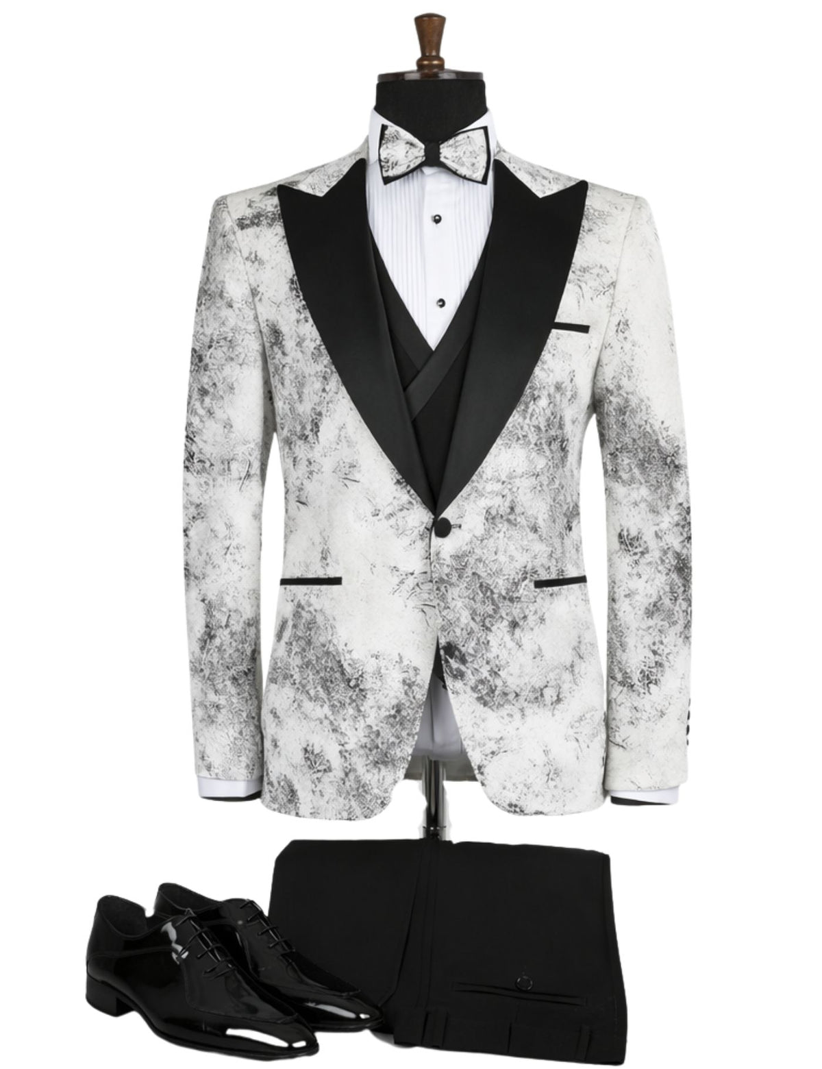 Edgers Men’s Three-Piece Suit + Bow tie.(FFF)