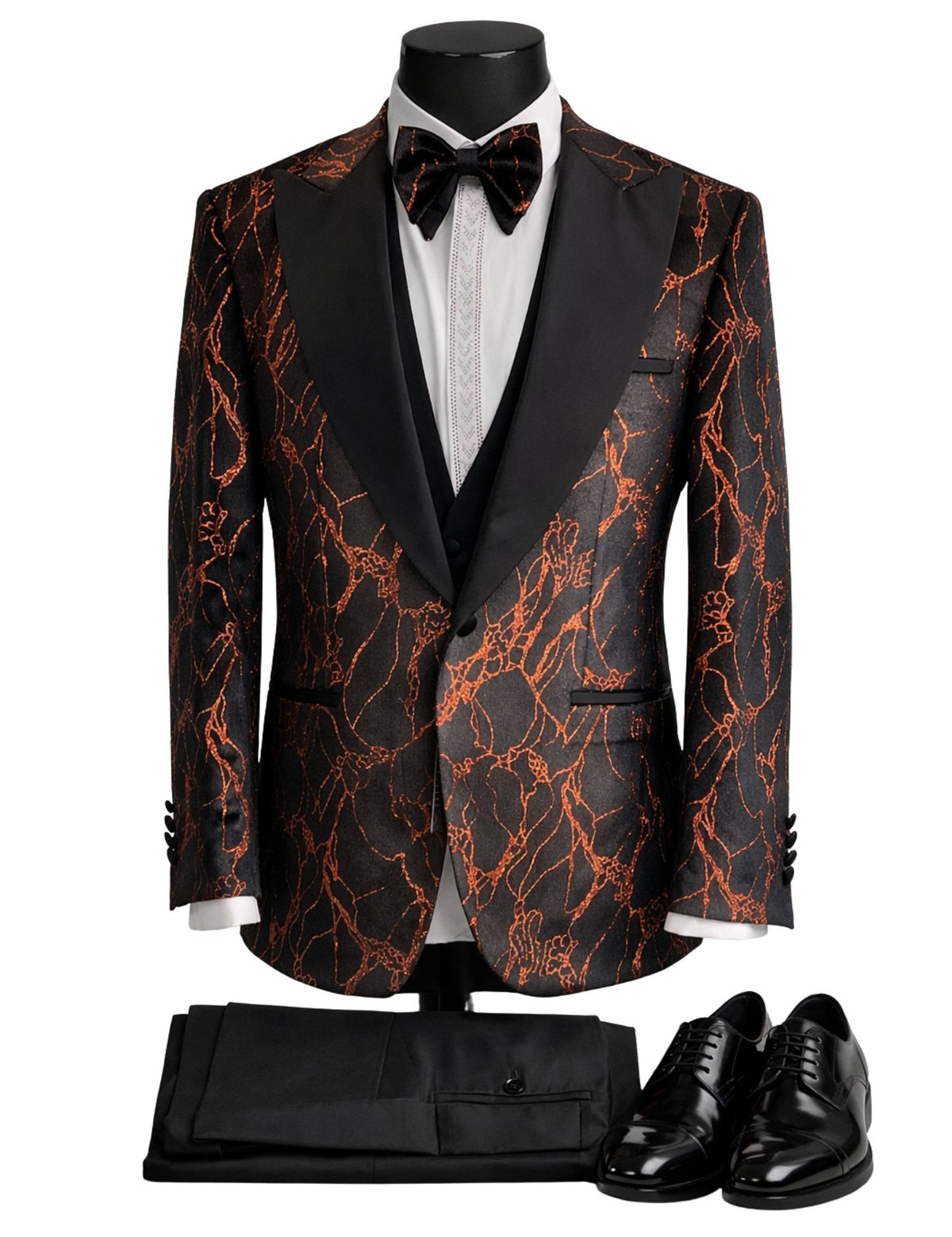 Edgers Men’s Three-Piece Suit + Bow tie.(FFF)