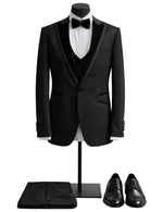 Edgers Men’s Three-Piece Suit + Bow tie.(FFF)