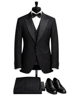 Edgers Men’s Three-Piece Suit + bow tie.(FFF)