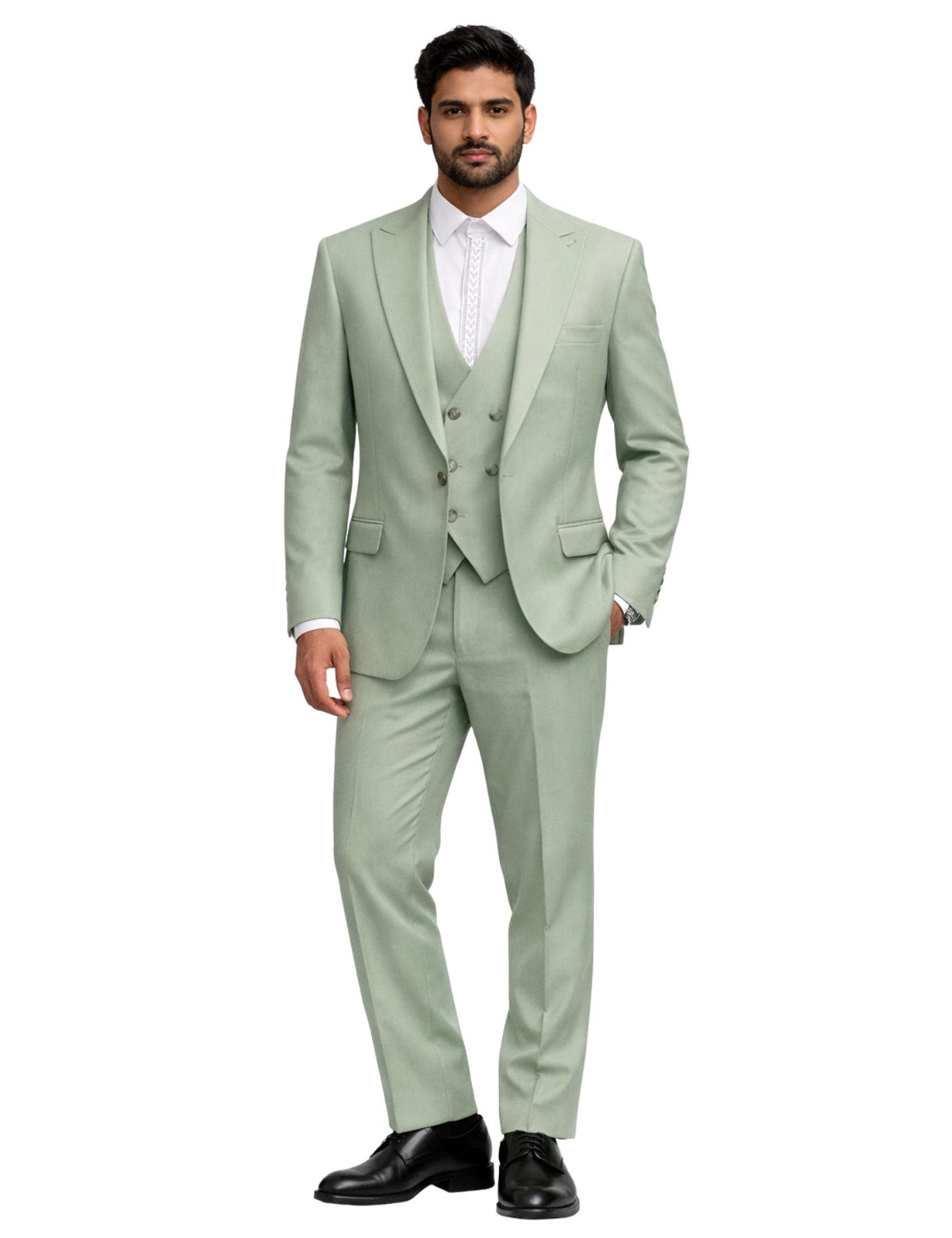 Edgers Men’s Three-Piece Suit.(FFF)