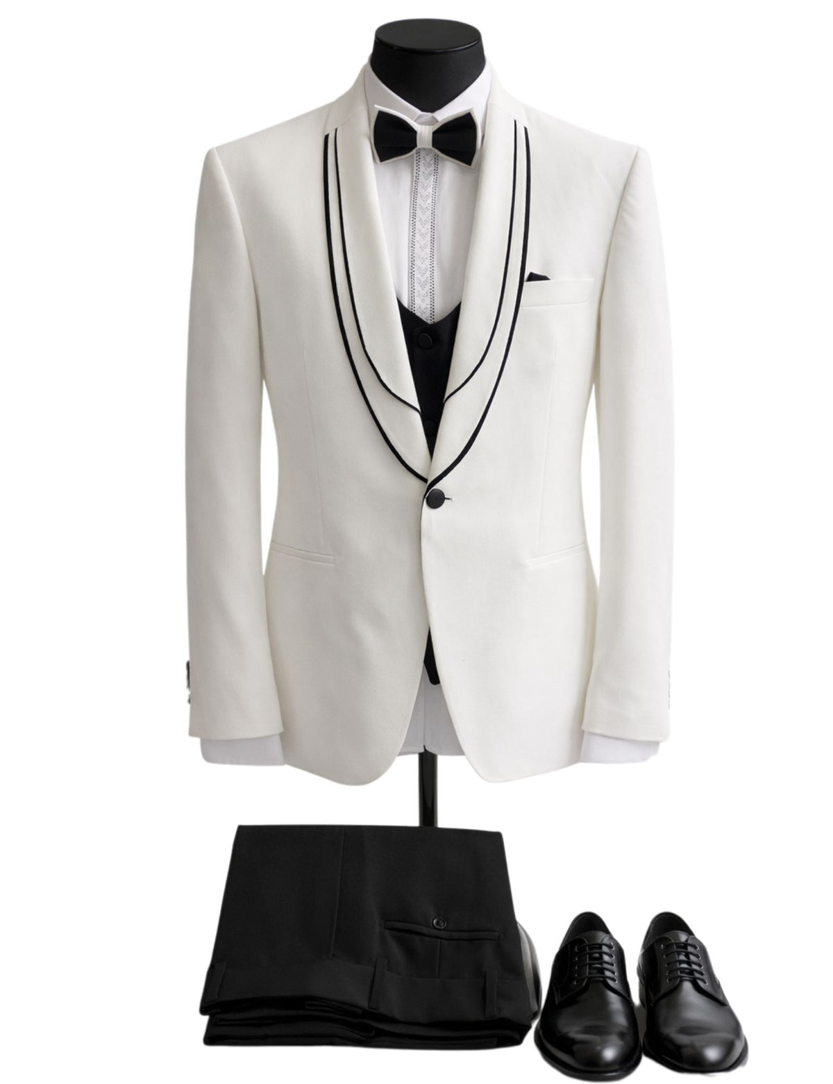 Edgers men’s Three-Piece Suit + Bow tie