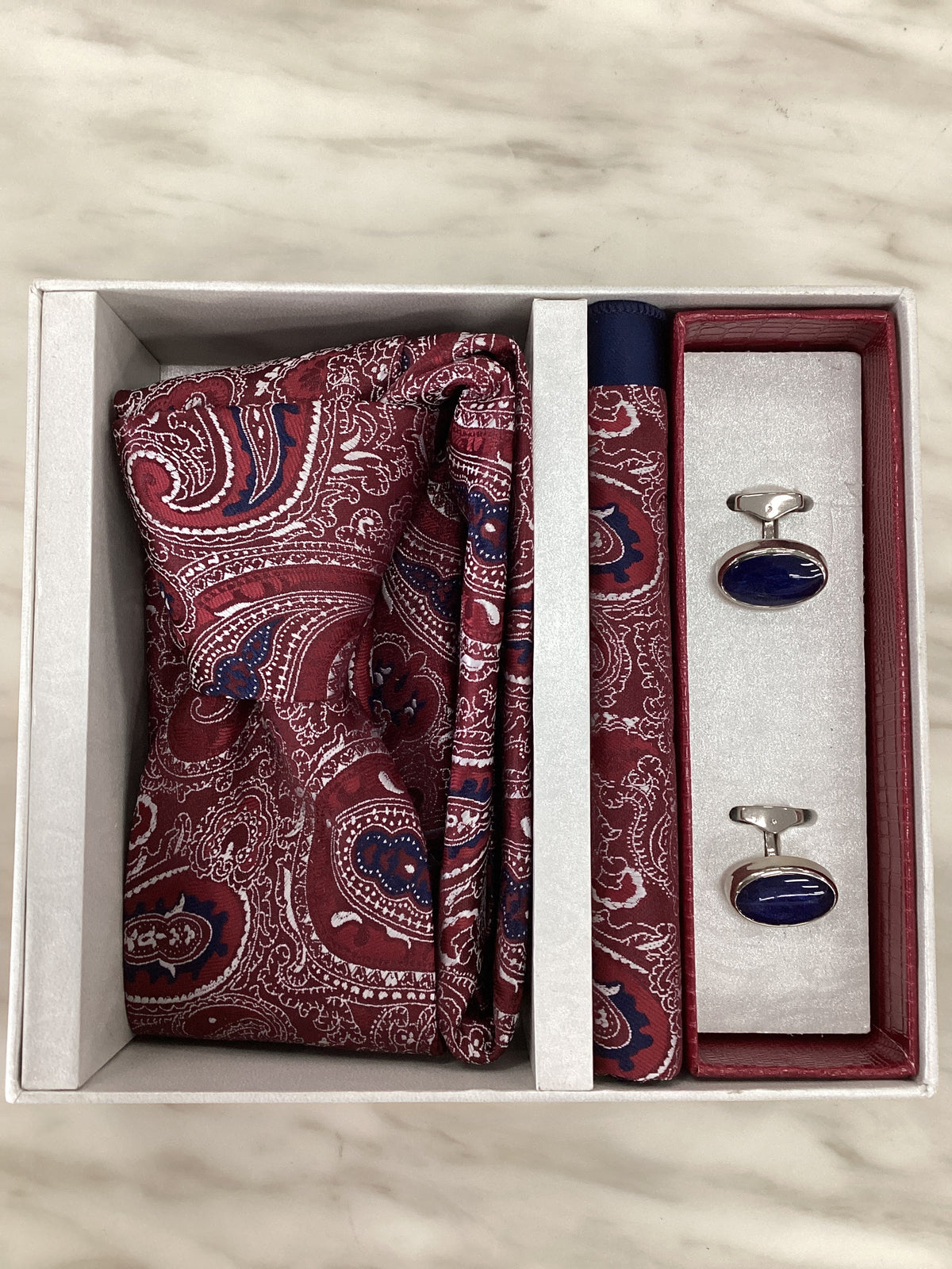 Pierre Cavelli Men’s Paisley Tie, Pocket Square & Cufflinks Gift Set
