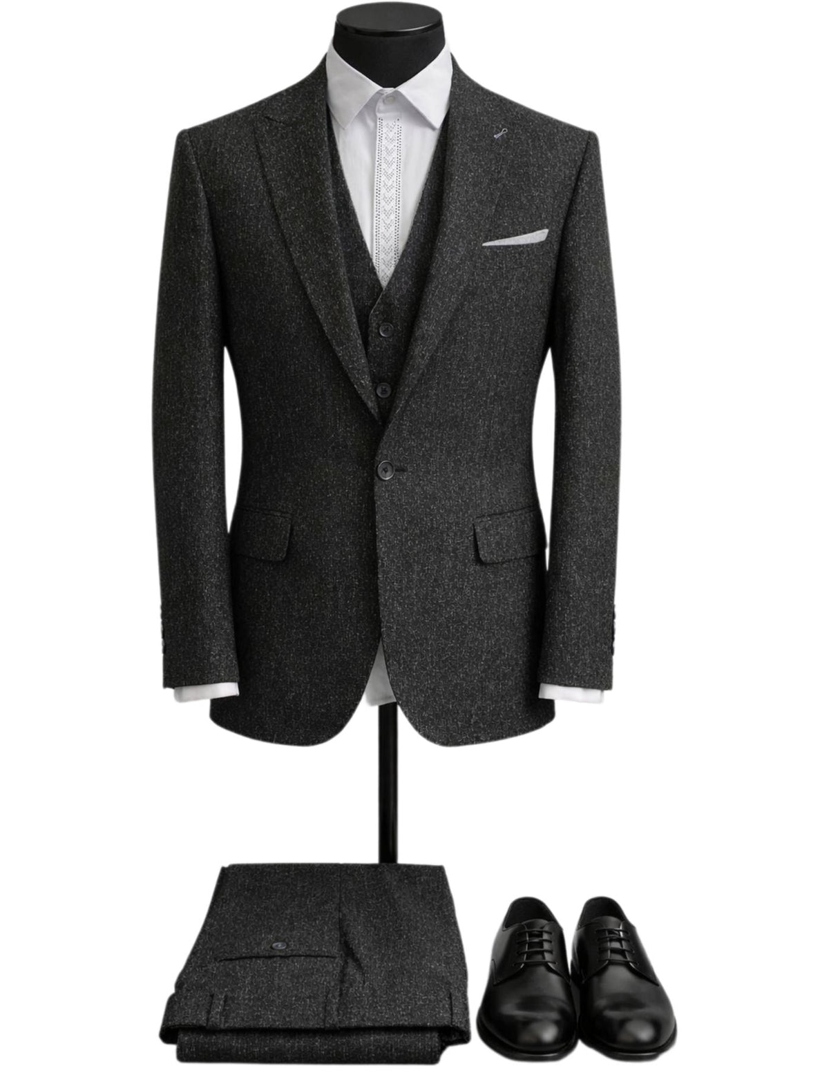 Hiver Men’s Three-Piece Suit.(FFF)