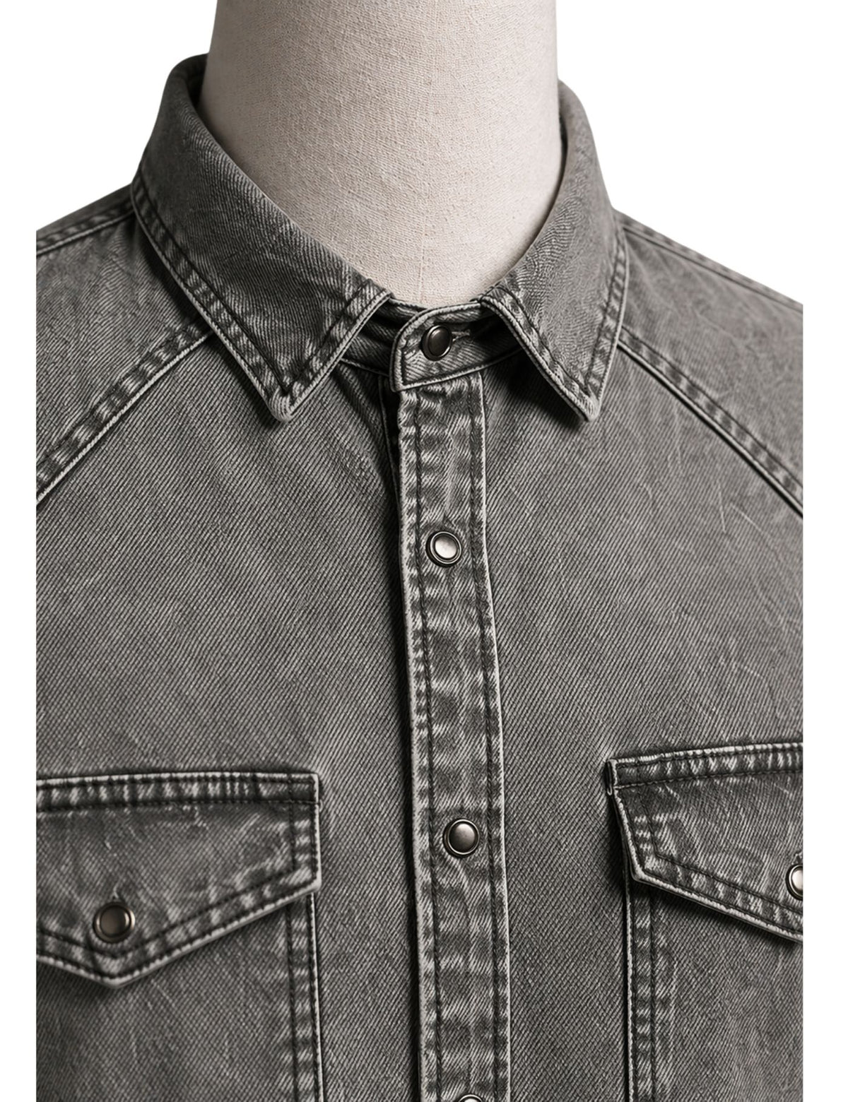 Man’s Casual Shirt.(FFF)