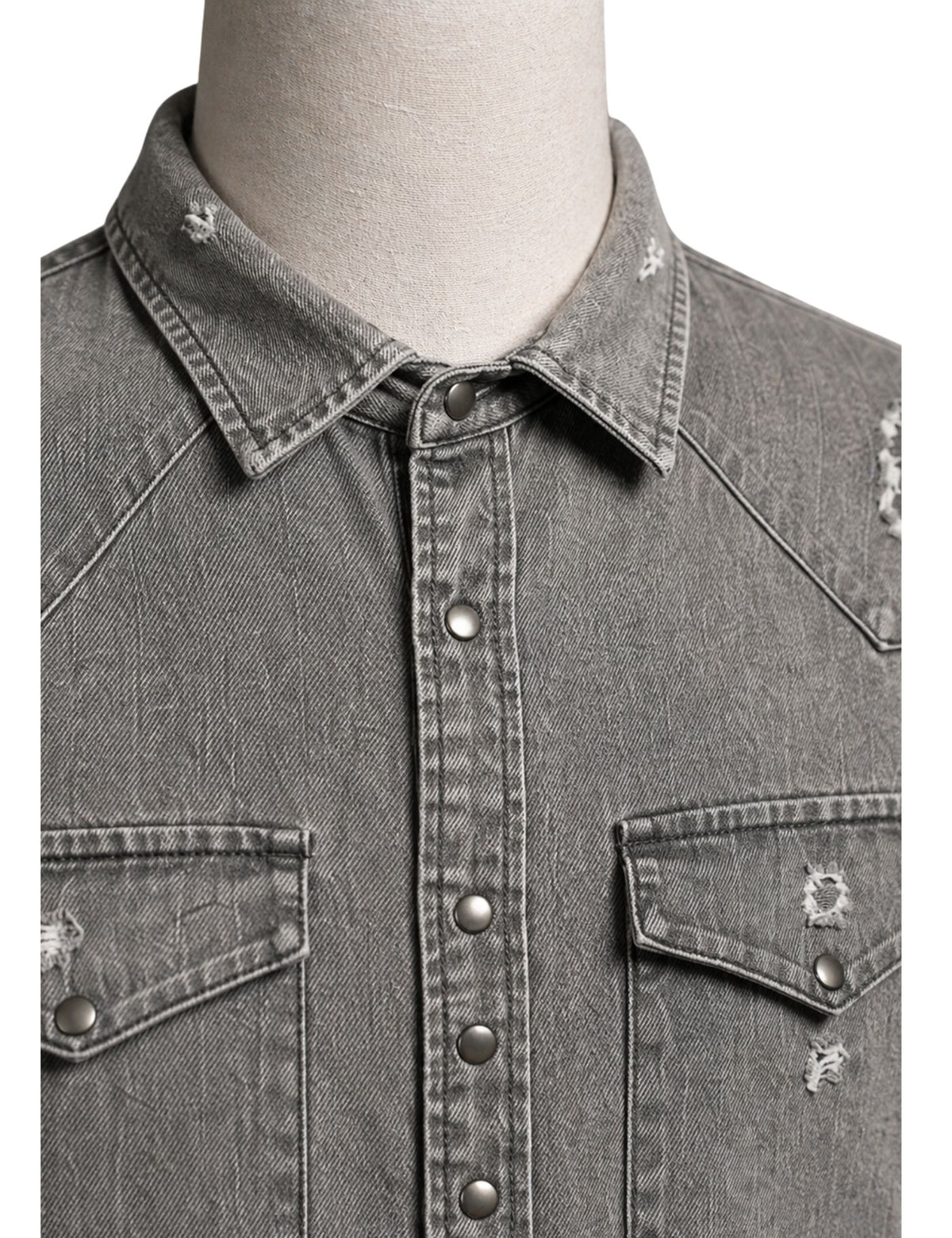 Man’s Casual Shirt.(FFF)