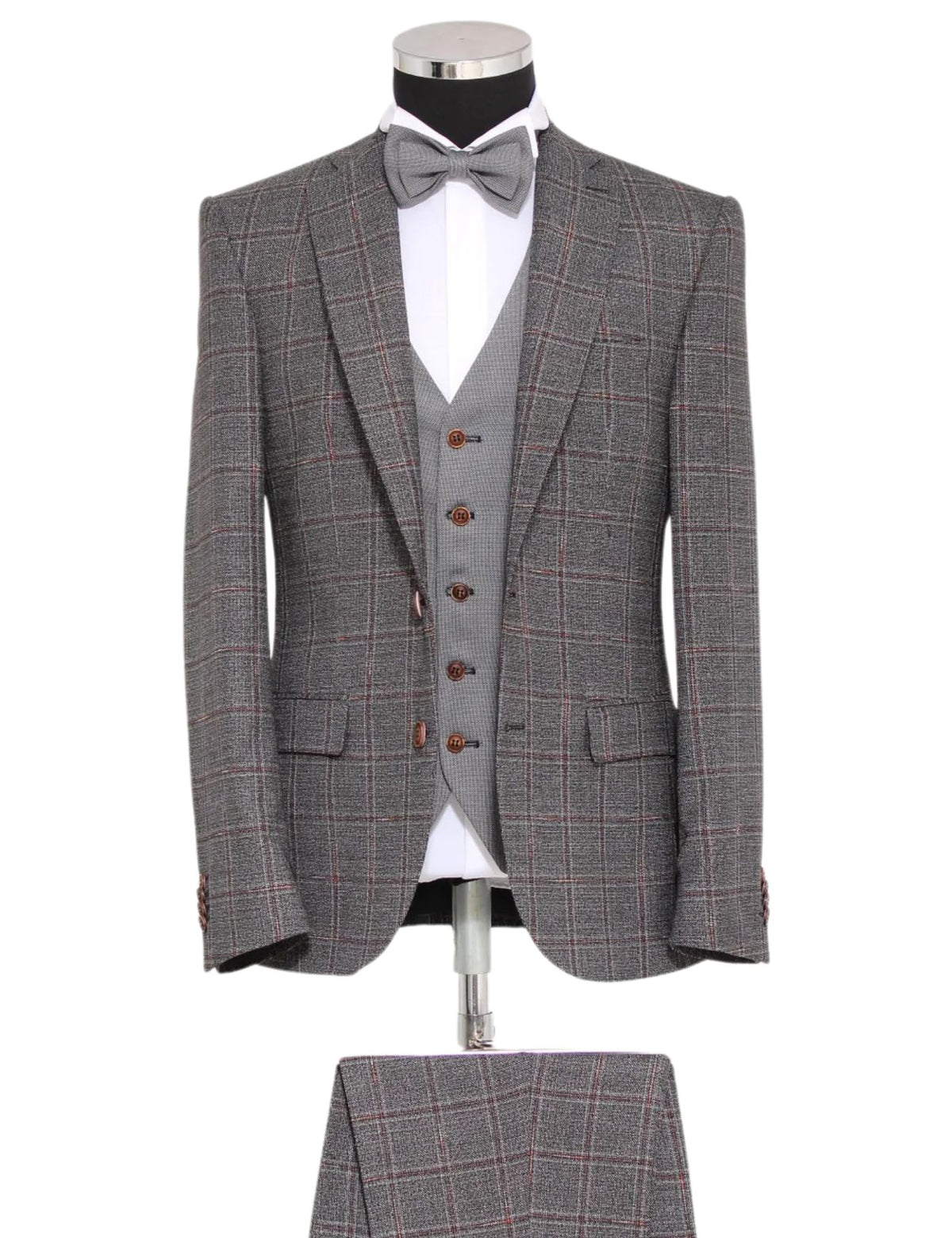 Masculini Men’s Three-Piece Suit + Bow tie
