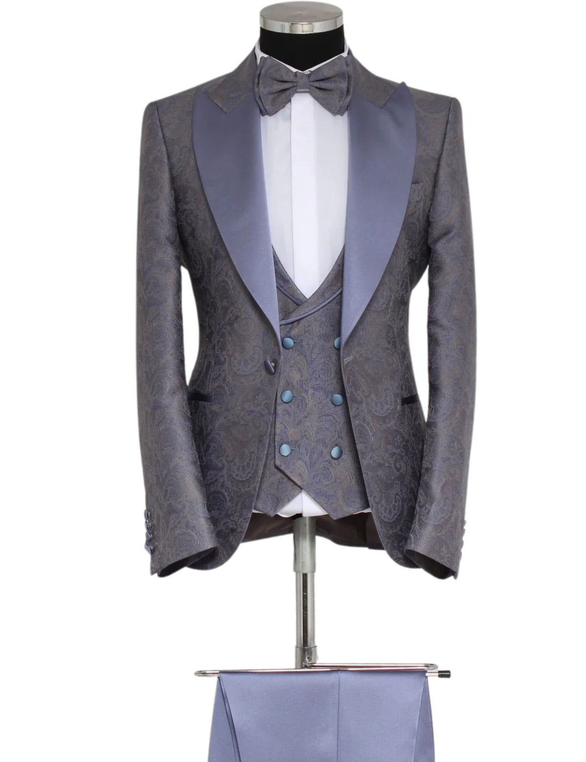 Masculini Men’s Three-Piece Suit + Bow tie.(FFF)