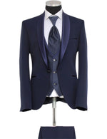 Masculini Men’s Three-Piece Suit + Tie.(FFF)