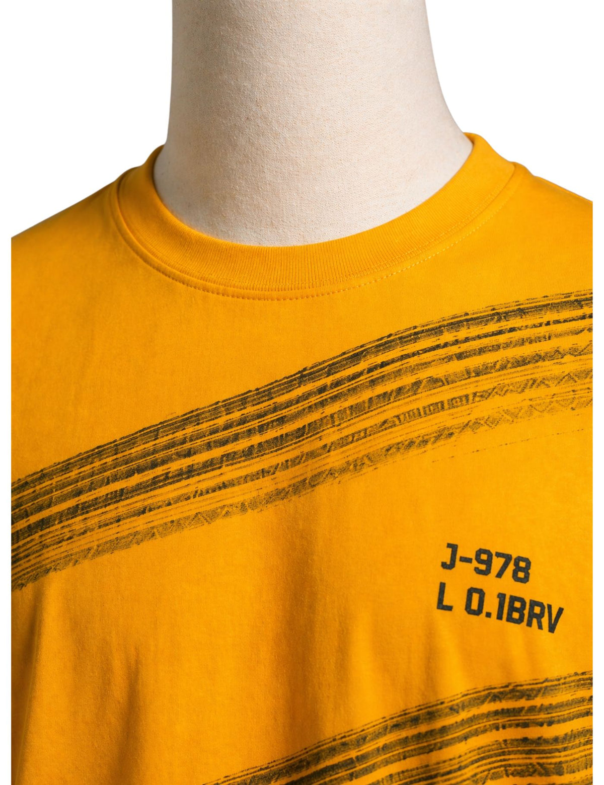 Men’s longline T-Shirt.(FFF)