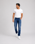 Men’s Blue Wash Straight Leg Jeans.(FFFF)