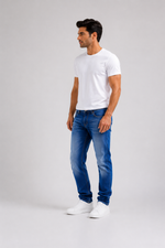 Men’s Blue Wash Straight Leg Jeans.(FFFF)