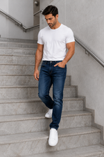 Men’s Classic Dark Wash Denim Jeans.(FFFF)