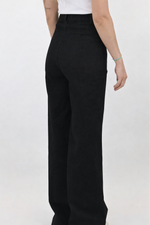 Women’s High-Waist Wide-Leg Jeans – Elegant Minimal Fit
