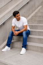 Men’s Blue Wash Straight Leg Jeans.(FFFF)