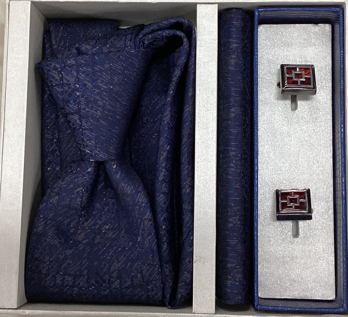 Pierre Cavelli Men’s Paisley Tie, Pocket Square & Cufflinks Gift Set