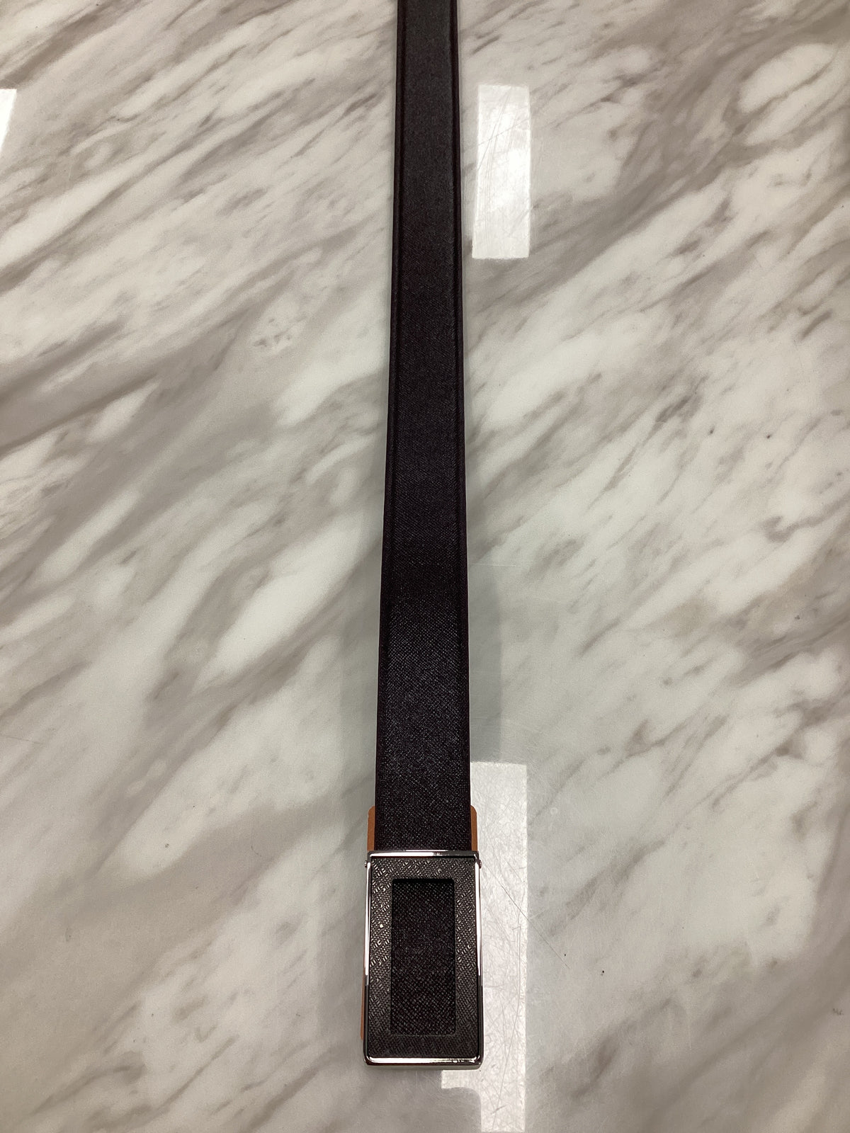 Piccoder Men’s Classic Leather Belt – Hole Buckle