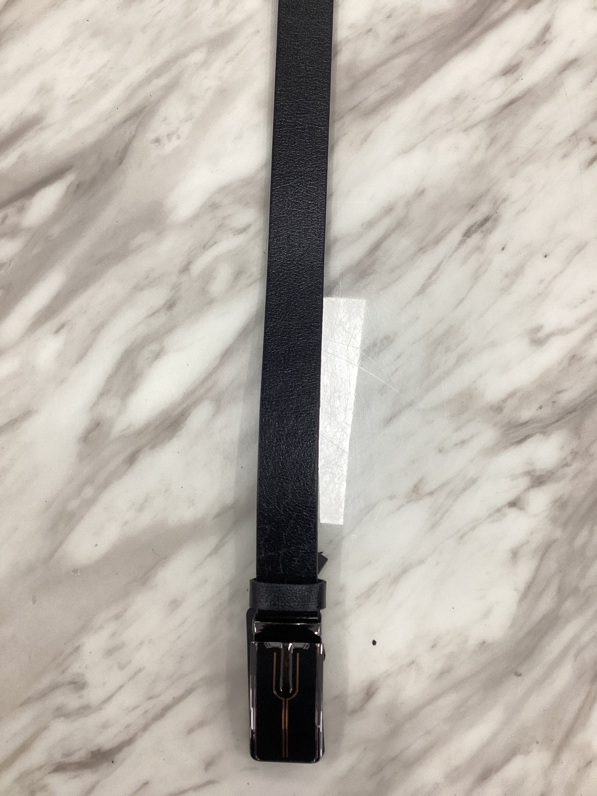 Men’s Classic Leather Belt – Hole Buckle