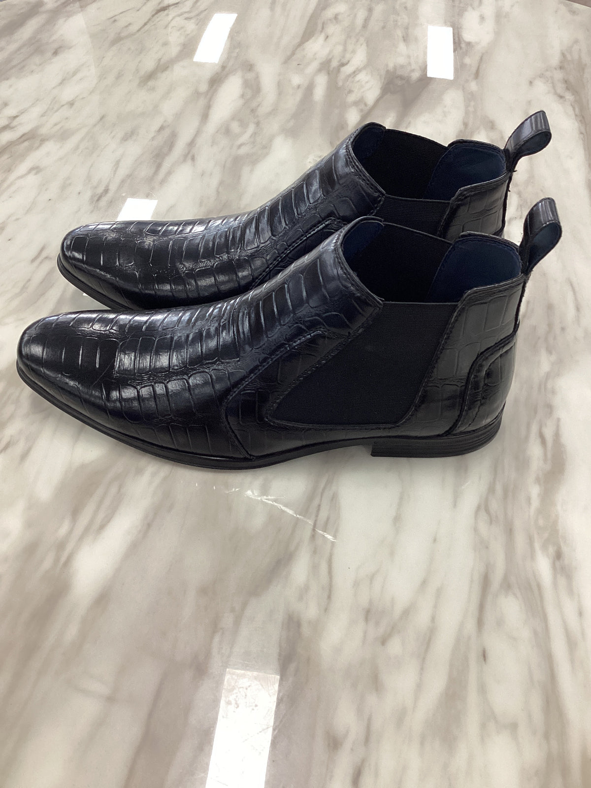 MoonWalker Men’s Crocodile-Embossed Chelsea Boots