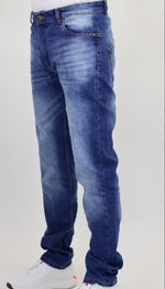 Men’s Blue Wash Straight Leg Jeans