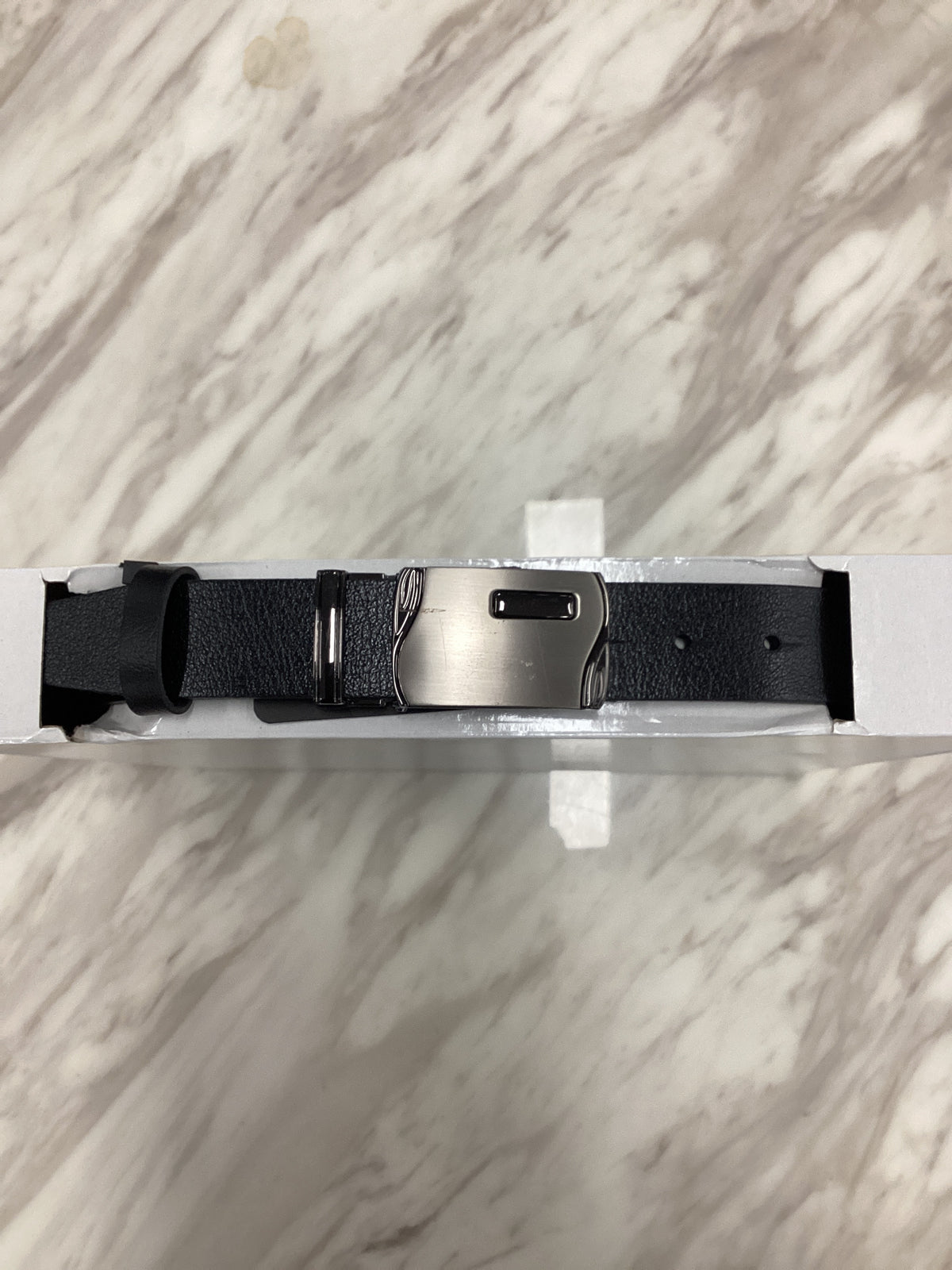 Men’s Classic Leather Belt – Hole Buckle