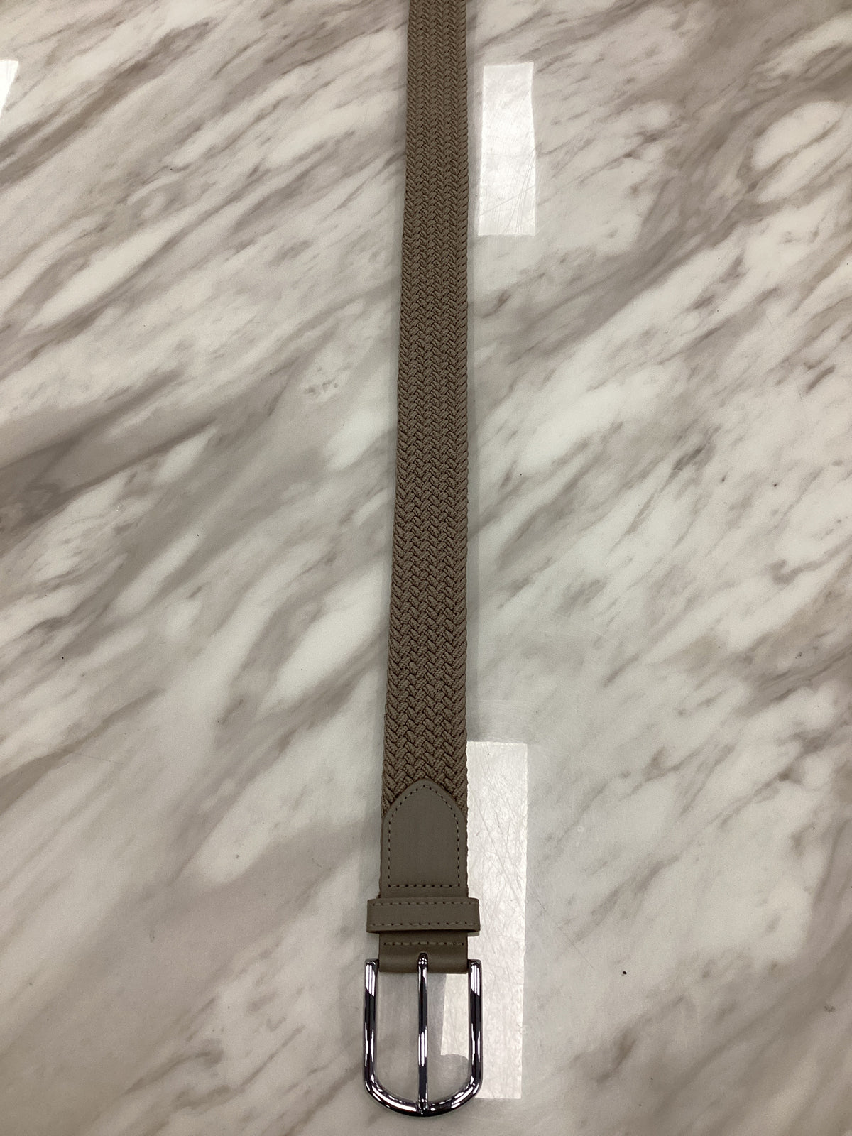 Men’s Classic Leather Belt – Hole Buckle