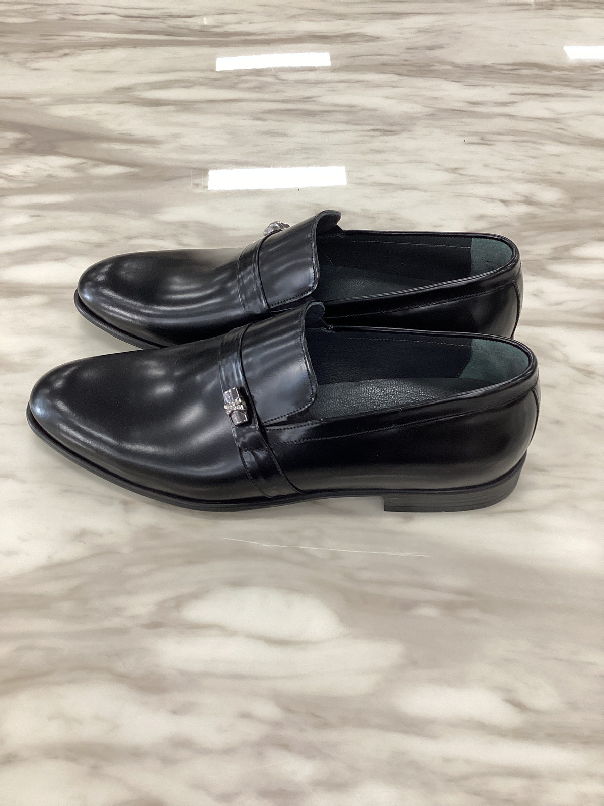 Marco Divaio Men’s Matte Leather Loafers with Metal Detail.(FFF)