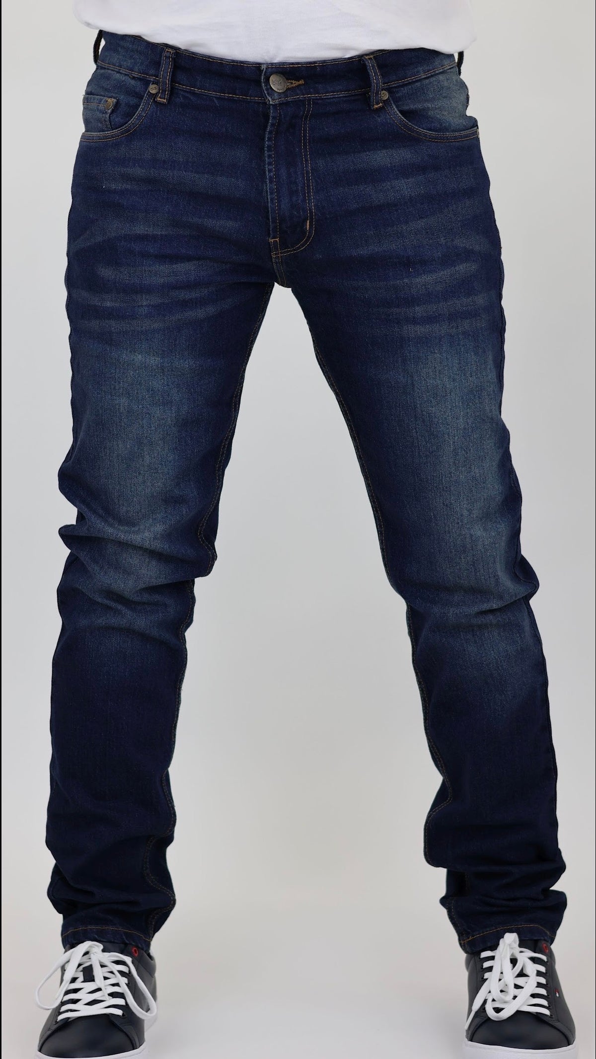 Men’s Classic Dark Wash Denim Jeans