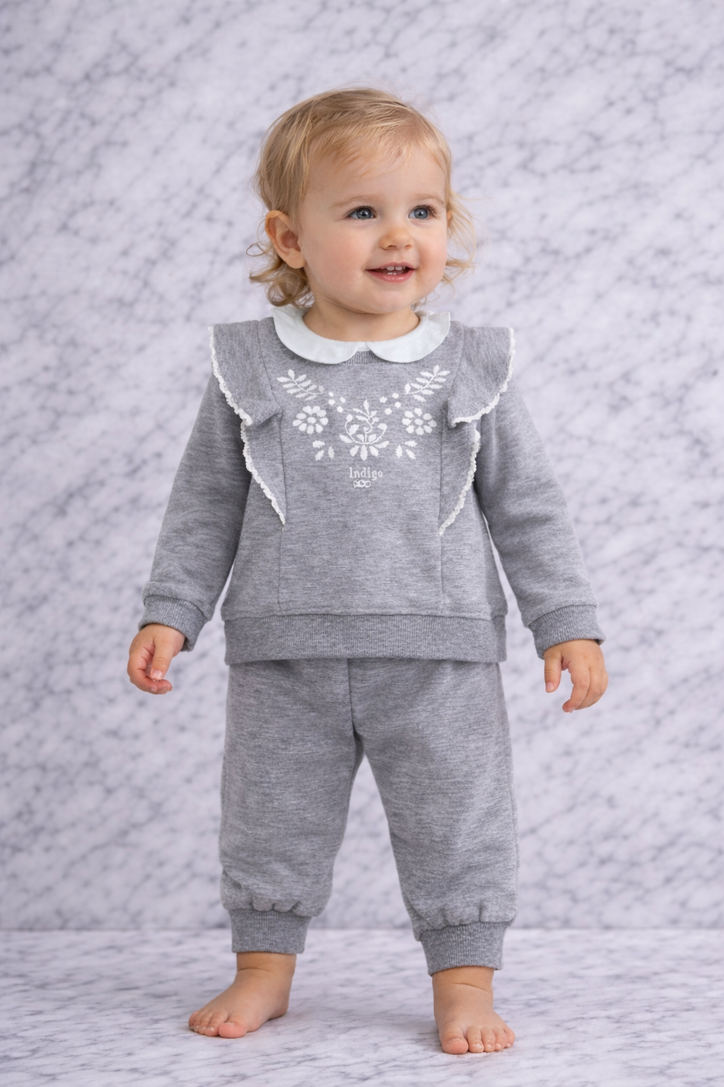 GirlsvEmbroidered Ruffle Sweatshirt & Pants Set