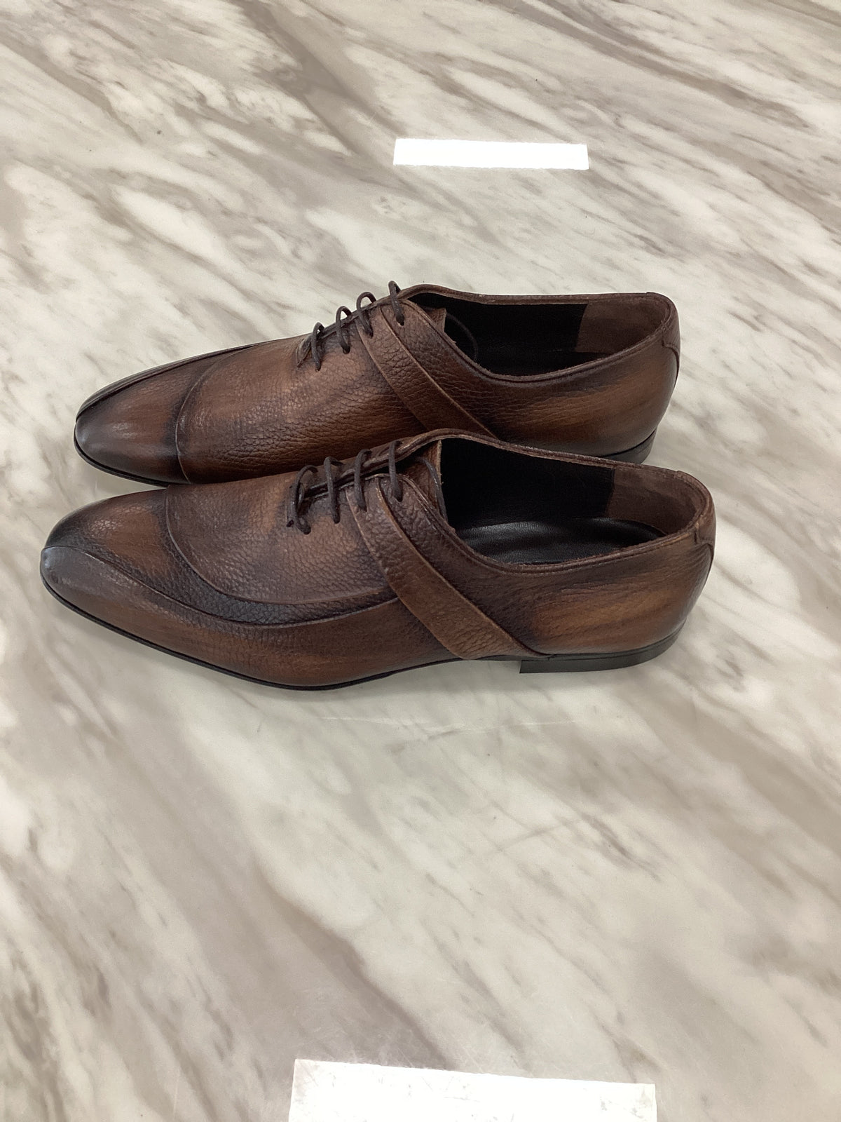 Men’s Textured Leather Dress Shoes