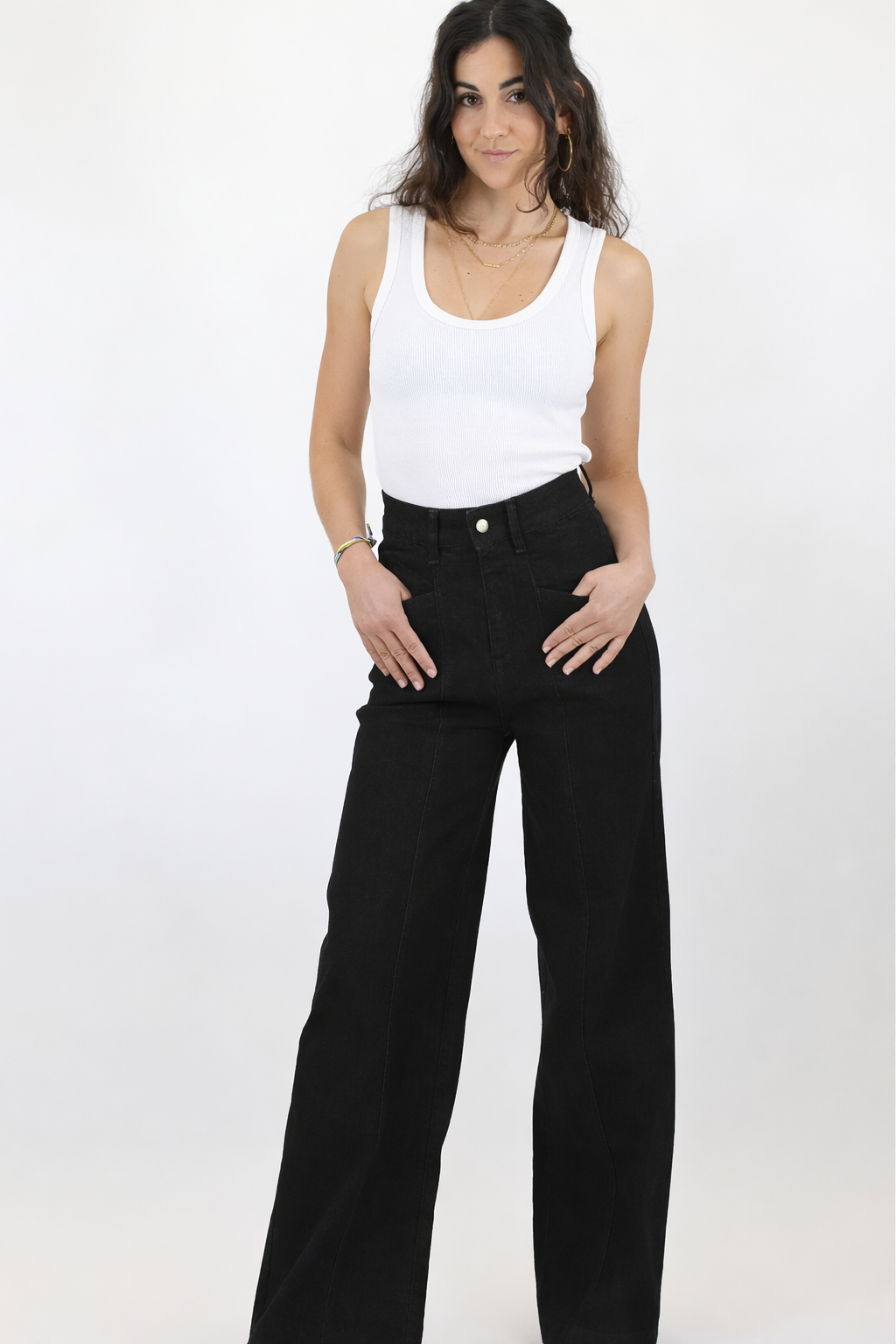 Women’s High-Waist Wide-Leg Jeans – Elegant Minimal Fit